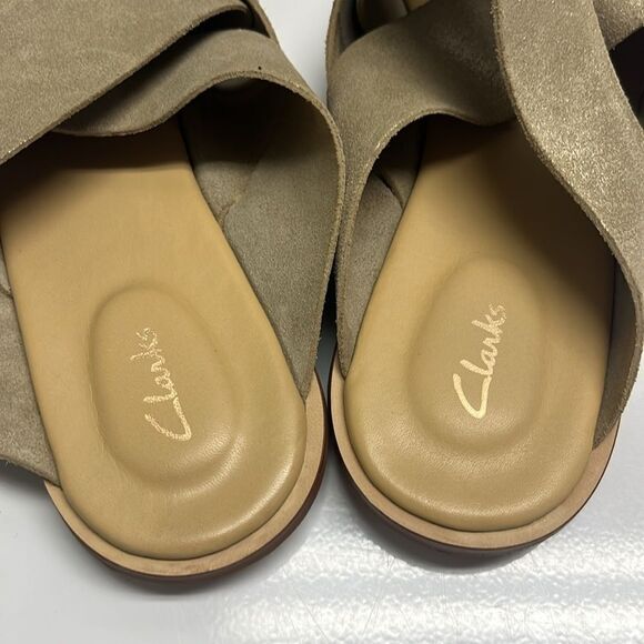 Clarks Willow Art Champagne Women’s Slip-on Flat Sandals- 9M - Picture 4 of 8